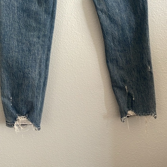 Abercrombie & Fitch High Rise Mom Jean - Picture 6 of 7